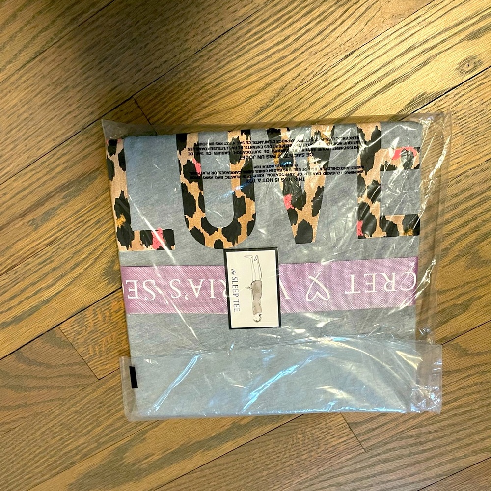 Victoria Secret sleep tee size M